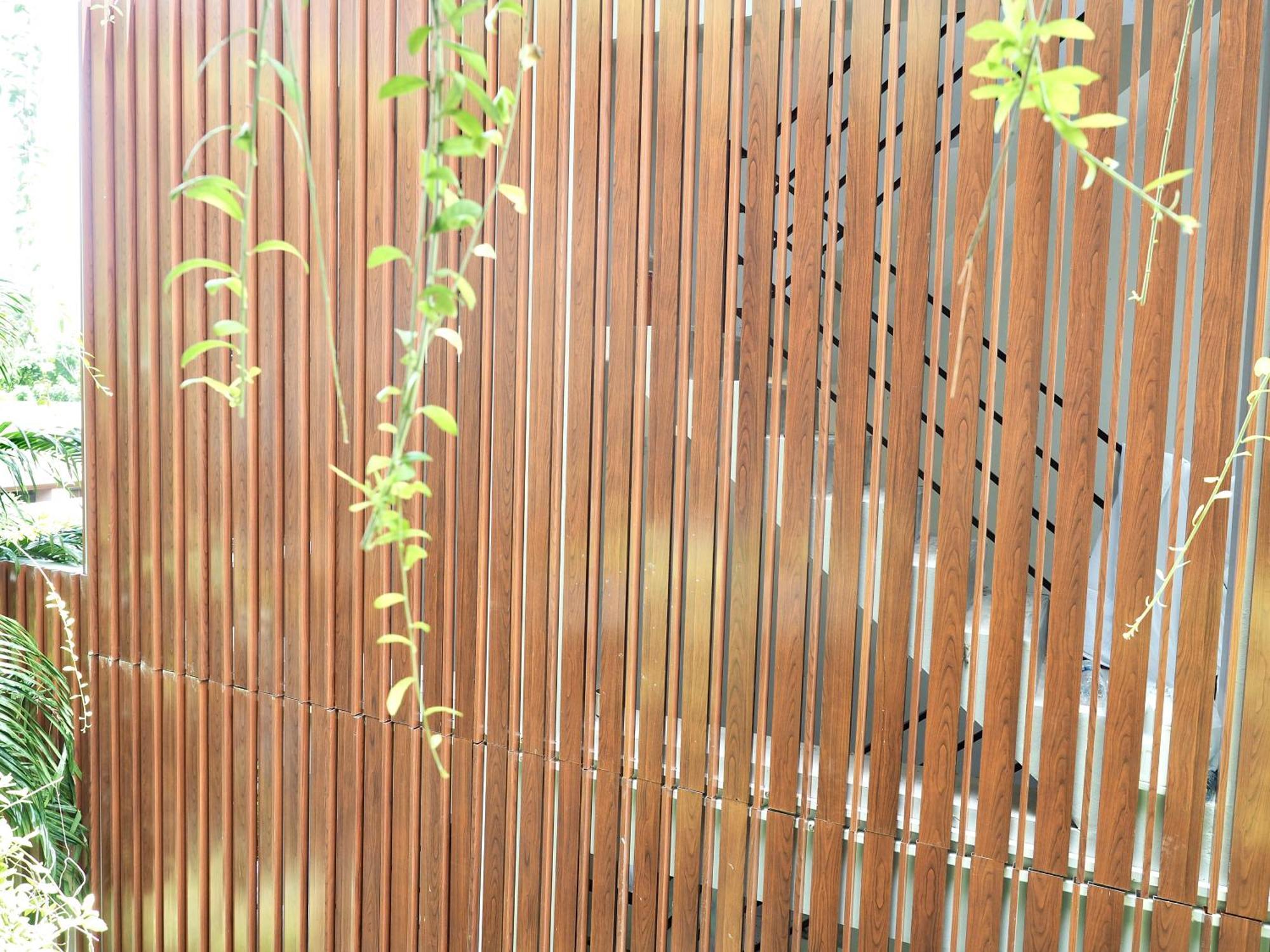Panwaburi Beachfront Resort - Sha Extra Plus المظهر الخارجي الصورة A traditional Japanese shōji