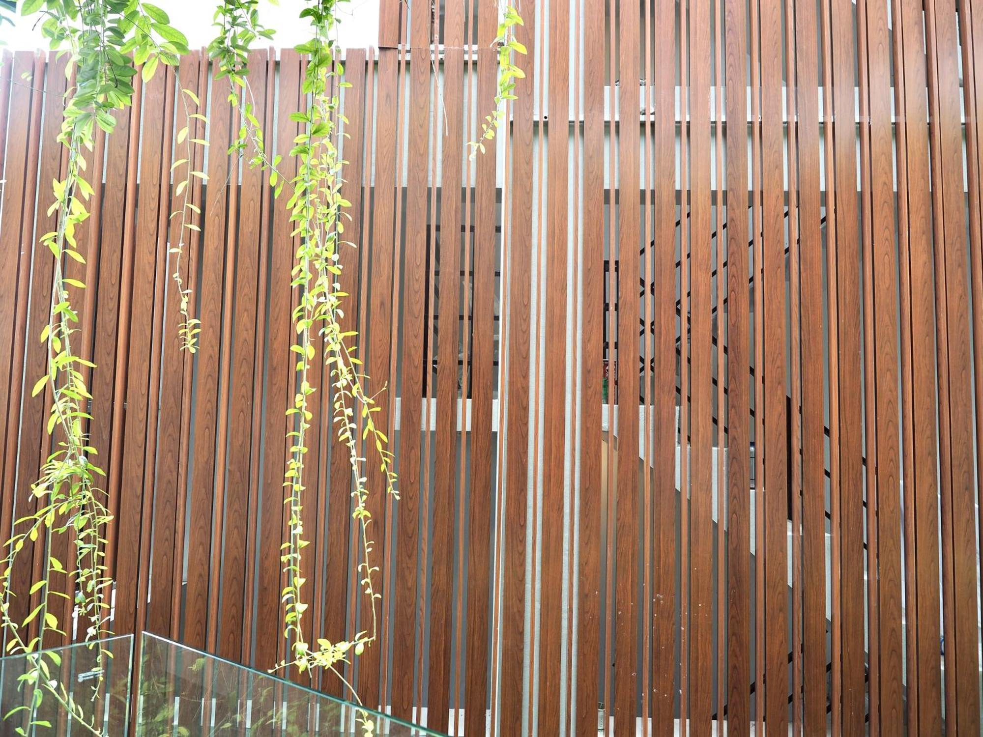 Panwaburi Beachfront Resort - Sha Extra Plus المظهر الخارجي الصورة Detail of the facade